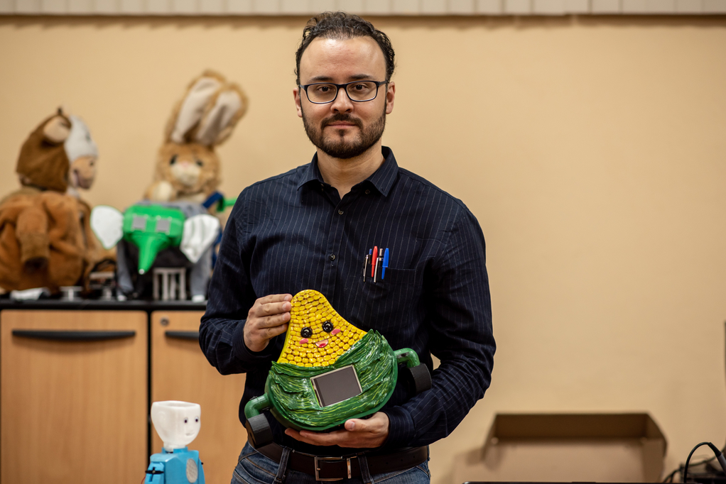 Vladimir Robles GIIATA