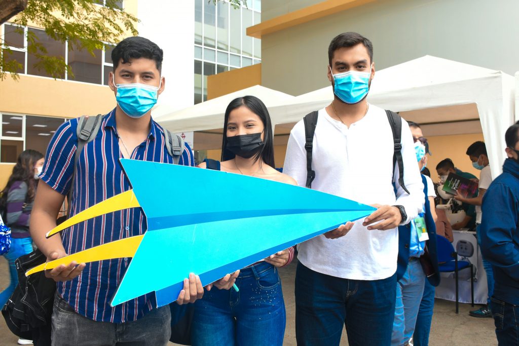 Participantes de la Feria Emprendimiento e Innovación TICEC2021