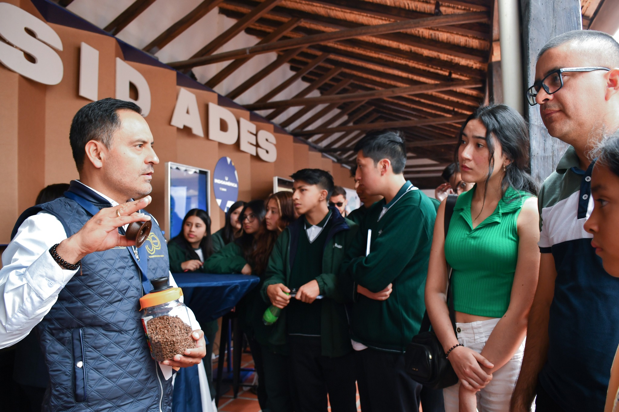 Patentes de la Universidad Politécnica Salesiana fueron presentadas en el TECBOX