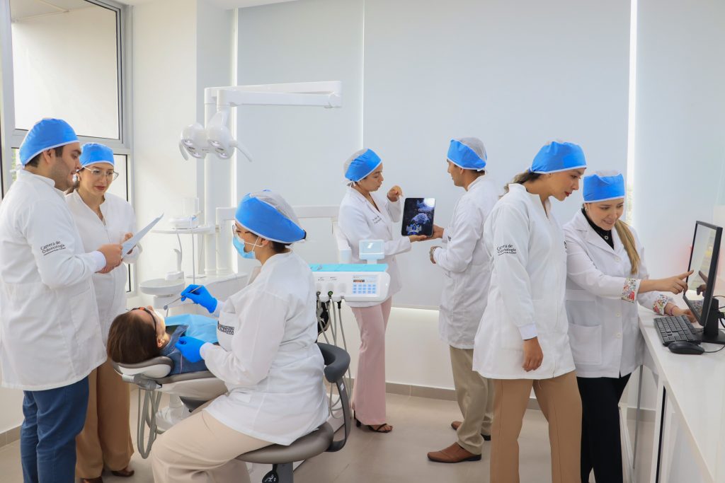 GRUPO DE INVESTIGACIÓN EPIDEMIOLÓGICA Y CLÍNICA EN ODONTOLOGÍA (GIECO)